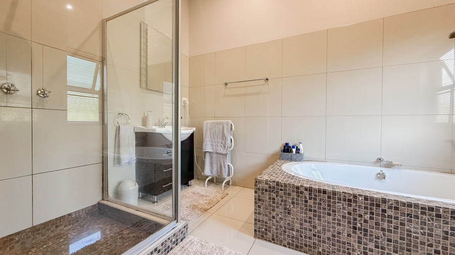 4 Bedroom Property for Sale in Intaba Ridge Secure Eco Estate KwaZulu-Natal