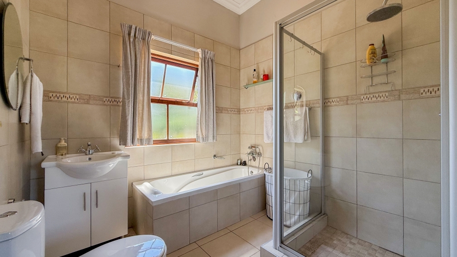 4 Bedroom Property for Sale in Intaba Ridge Secure Eco Estate KwaZulu-Natal