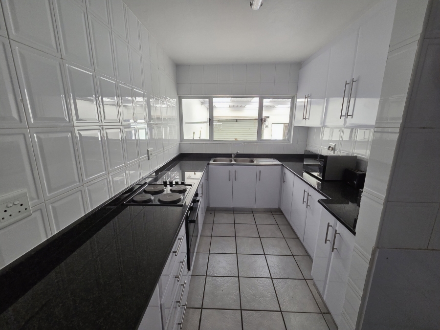 To Let 2 Bedroom Property for Rent in Bluff KwaZulu-Natal