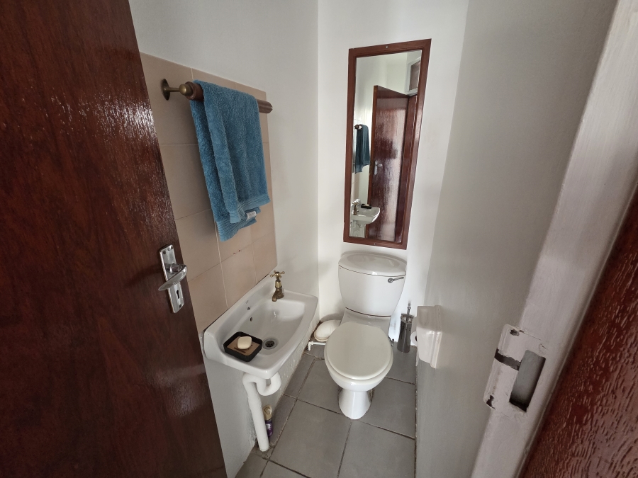 To Let 2 Bedroom Property for Rent in Bluff KwaZulu-Natal