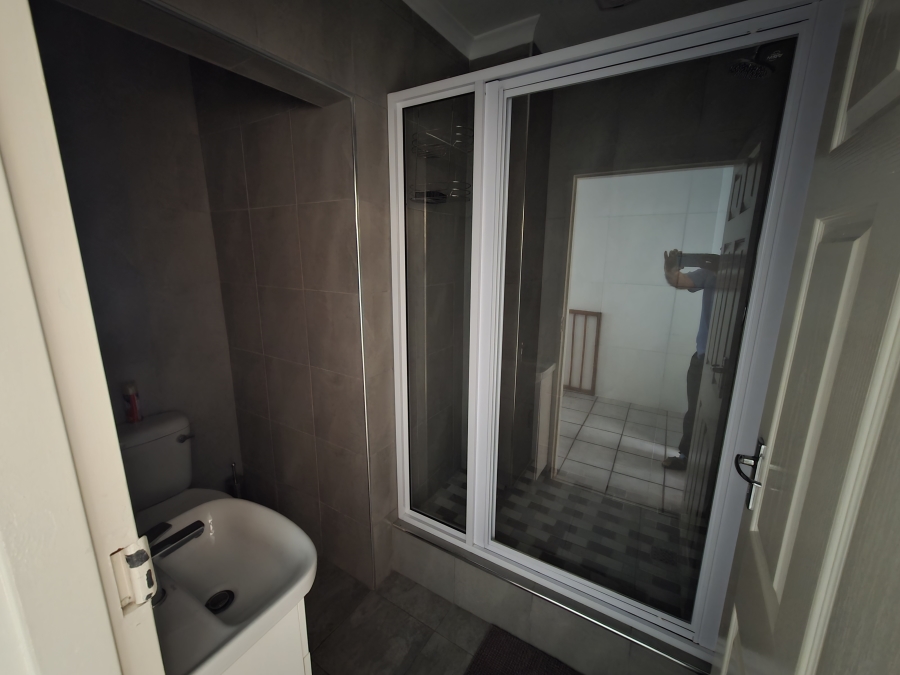 To Let 2 Bedroom Property for Rent in Bluff KwaZulu-Natal