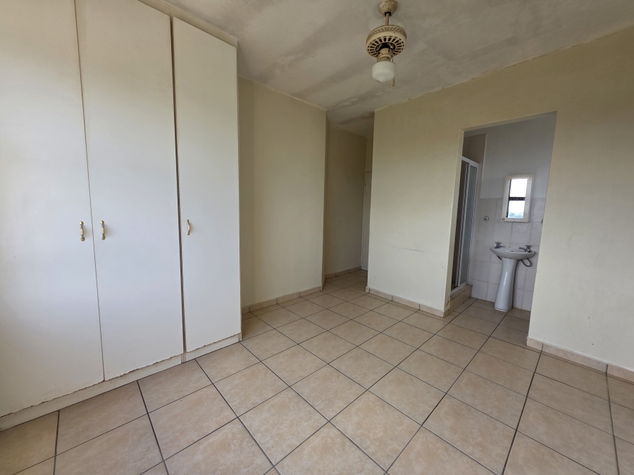 2 Bedroom Property for Sale in Empangeni Central KwaZulu-Natal