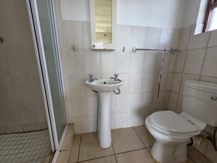 2 Bedroom Property for Sale in Empangeni Central KwaZulu-Natal