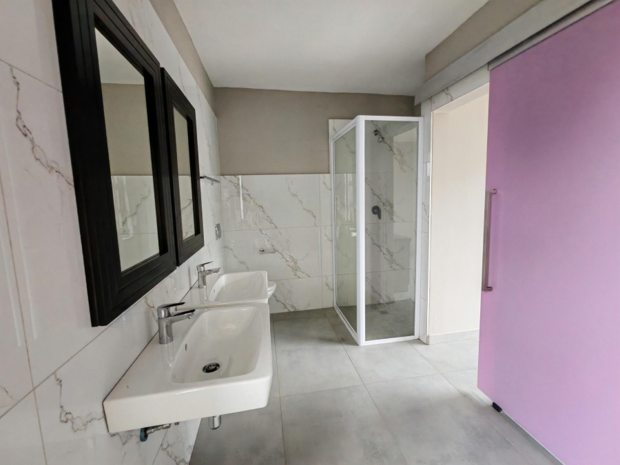 To Let 2 Bedroom Property for Rent in Durban North KwaZulu-Natal