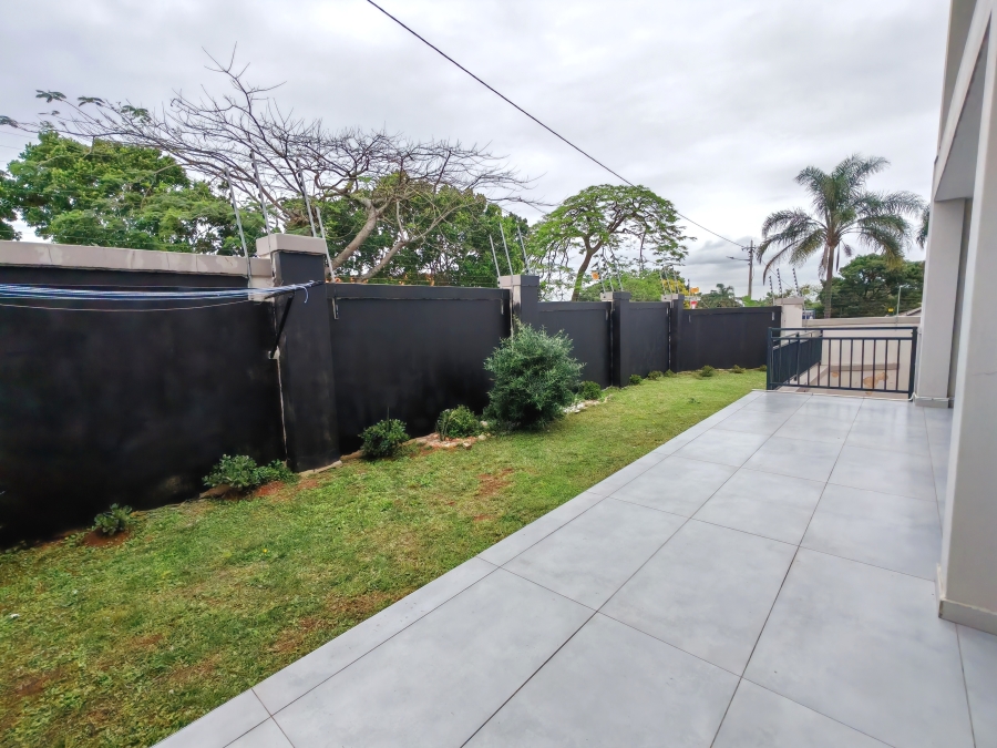 To Let 2 Bedroom Property for Rent in Durban North KwaZulu-Natal