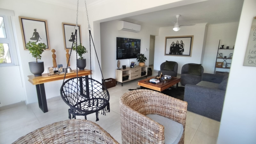 3 Bedroom Property for Sale in Willard Beach KwaZulu-Natal