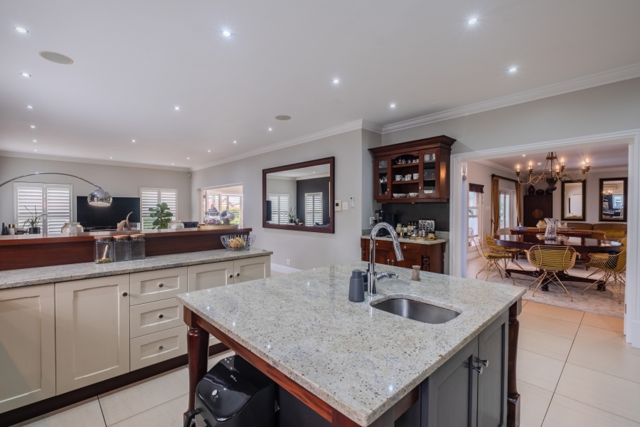 6 Bedroom Property for Sale in La Lucia KwaZulu-Natal