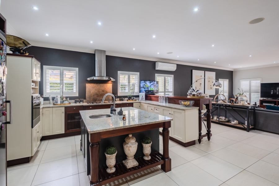 6 Bedroom Property for Sale in La Lucia KwaZulu-Natal