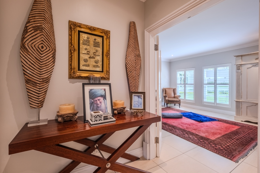 6 Bedroom Property for Sale in La Lucia KwaZulu-Natal