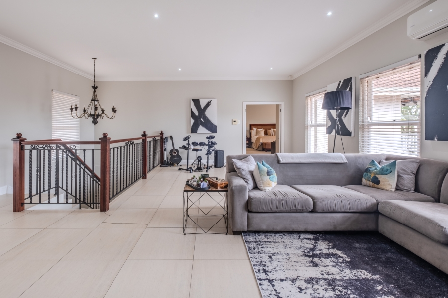 6 Bedroom Property for Sale in La Lucia KwaZulu-Natal