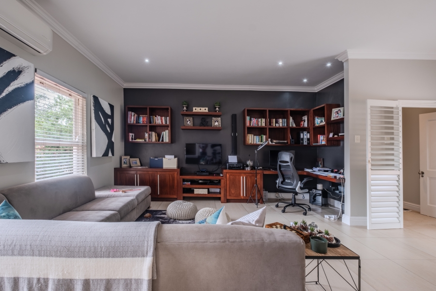 6 Bedroom Property for Sale in La Lucia KwaZulu-Natal