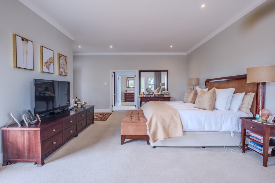 6 Bedroom Property for Sale in La Lucia KwaZulu-Natal