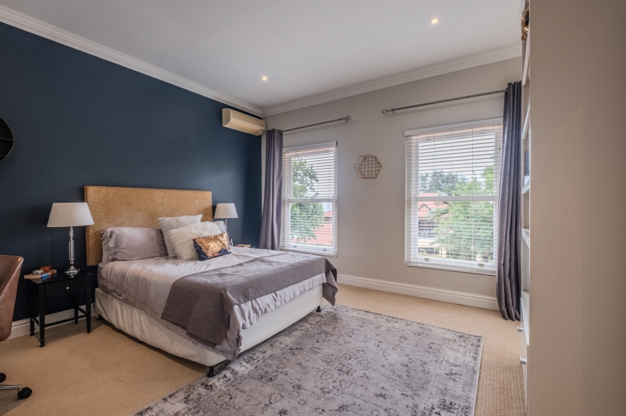 6 Bedroom Property for Sale in La Lucia KwaZulu-Natal