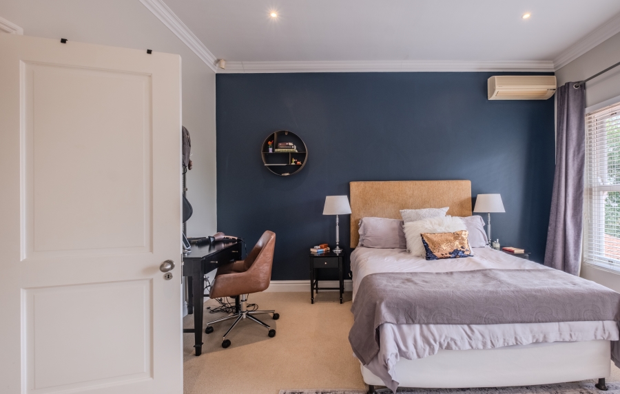 6 Bedroom Property for Sale in La Lucia KwaZulu-Natal