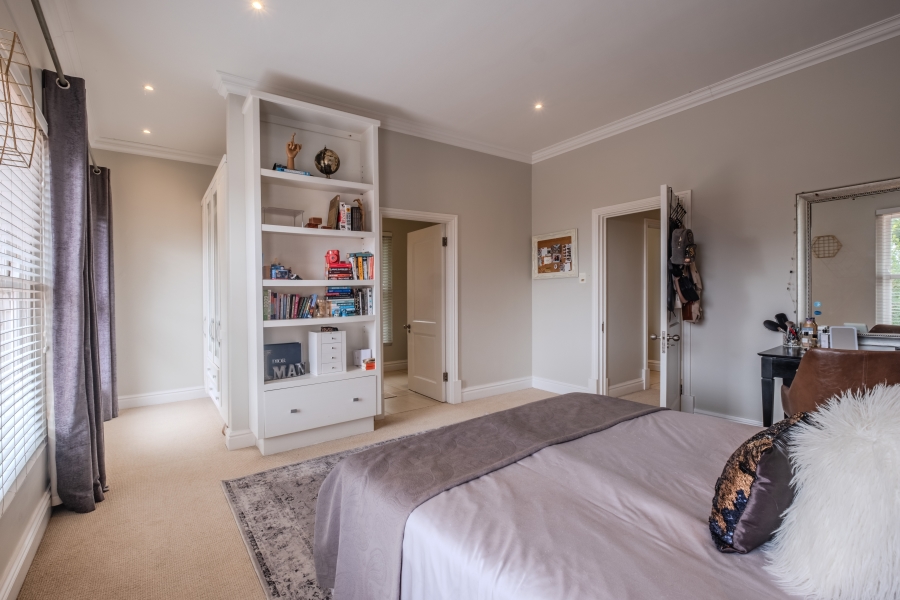 6 Bedroom Property for Sale in La Lucia KwaZulu-Natal