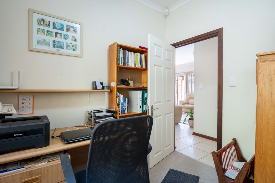 3 Bedroom Property for Sale in Freeland Park KwaZulu-Natal