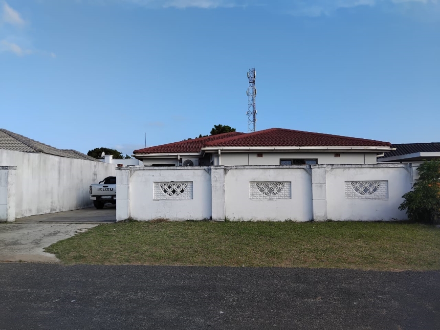 3 Bedroom Property for Sale in Esikhawini KwaZulu-Natal