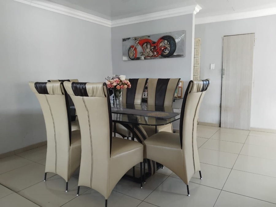 3 Bedroom Property for Sale in Esikhawini KwaZulu-Natal