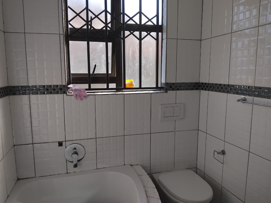 3 Bedroom Property for Sale in Esikhawini KwaZulu-Natal