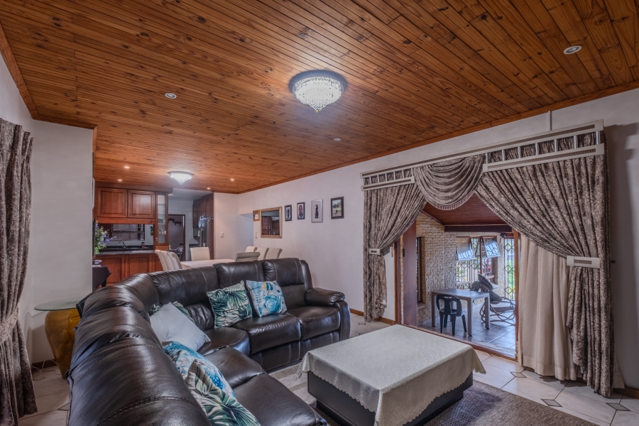 To Let 3 Bedroom Property for Rent in Sunningdale KwaZulu-Natal