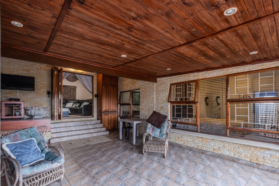 To Let 3 Bedroom Property for Rent in Sunningdale KwaZulu-Natal