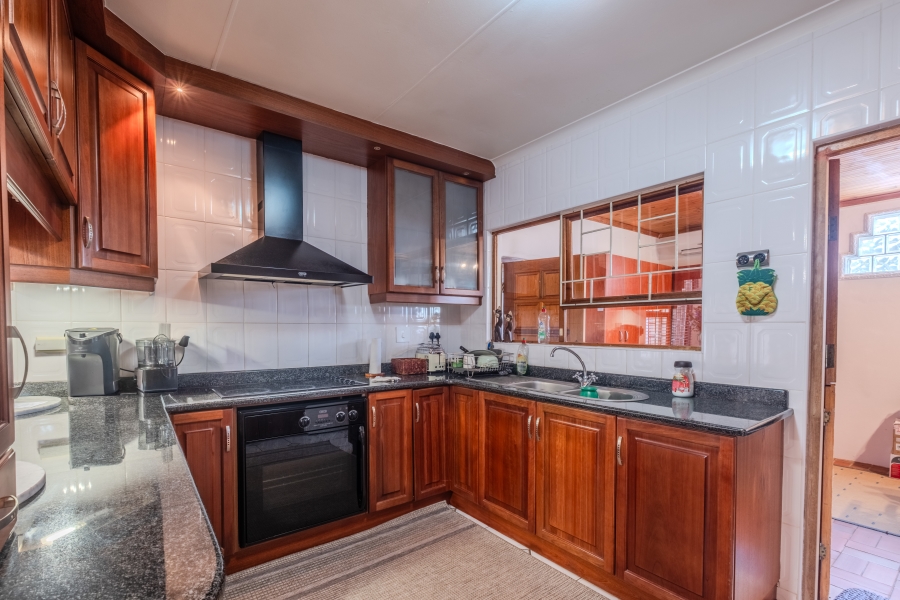 To Let 3 Bedroom Property for Rent in Sunningdale KwaZulu-Natal