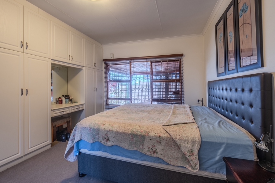 To Let 3 Bedroom Property for Rent in Sunningdale KwaZulu-Natal