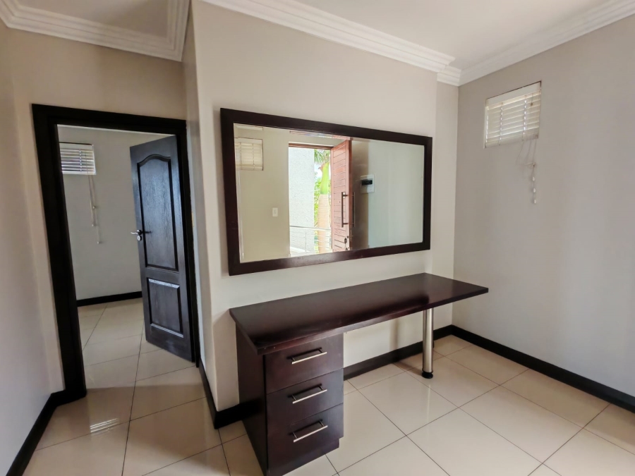 To Let 3 Bedroom Property for Rent in Umhlanga KwaZulu-Natal