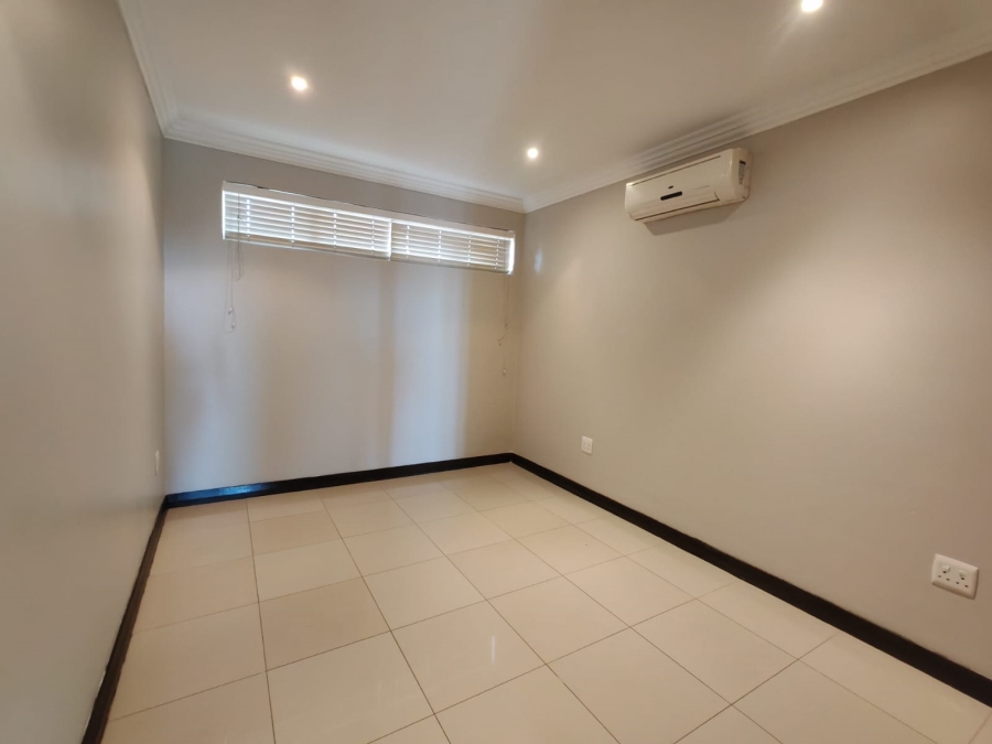 To Let 3 Bedroom Property for Rent in Umhlanga KwaZulu-Natal
