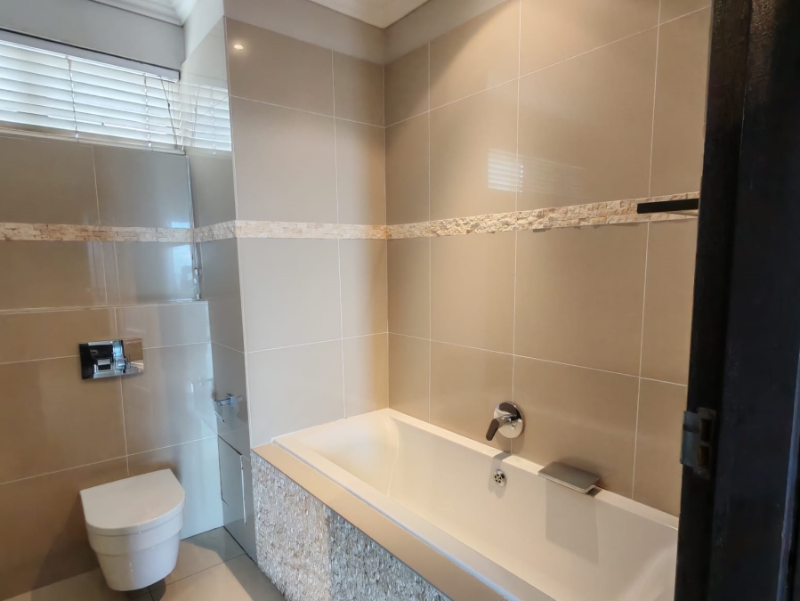 To Let 3 Bedroom Property for Rent in Umhlanga KwaZulu-Natal