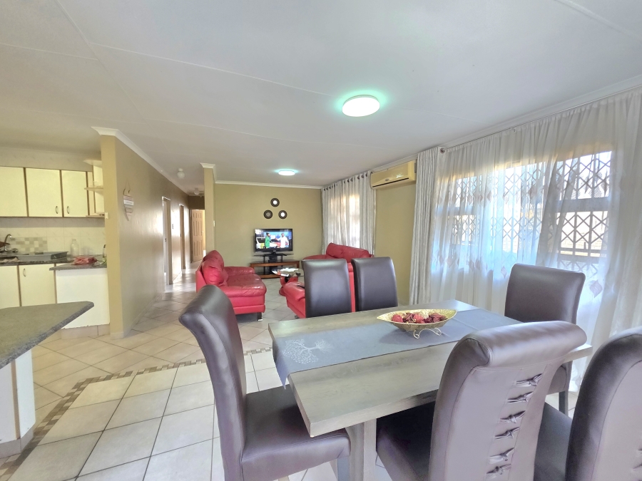 3 Bedroom Property for Sale in Birdswood KwaZulu-Natal