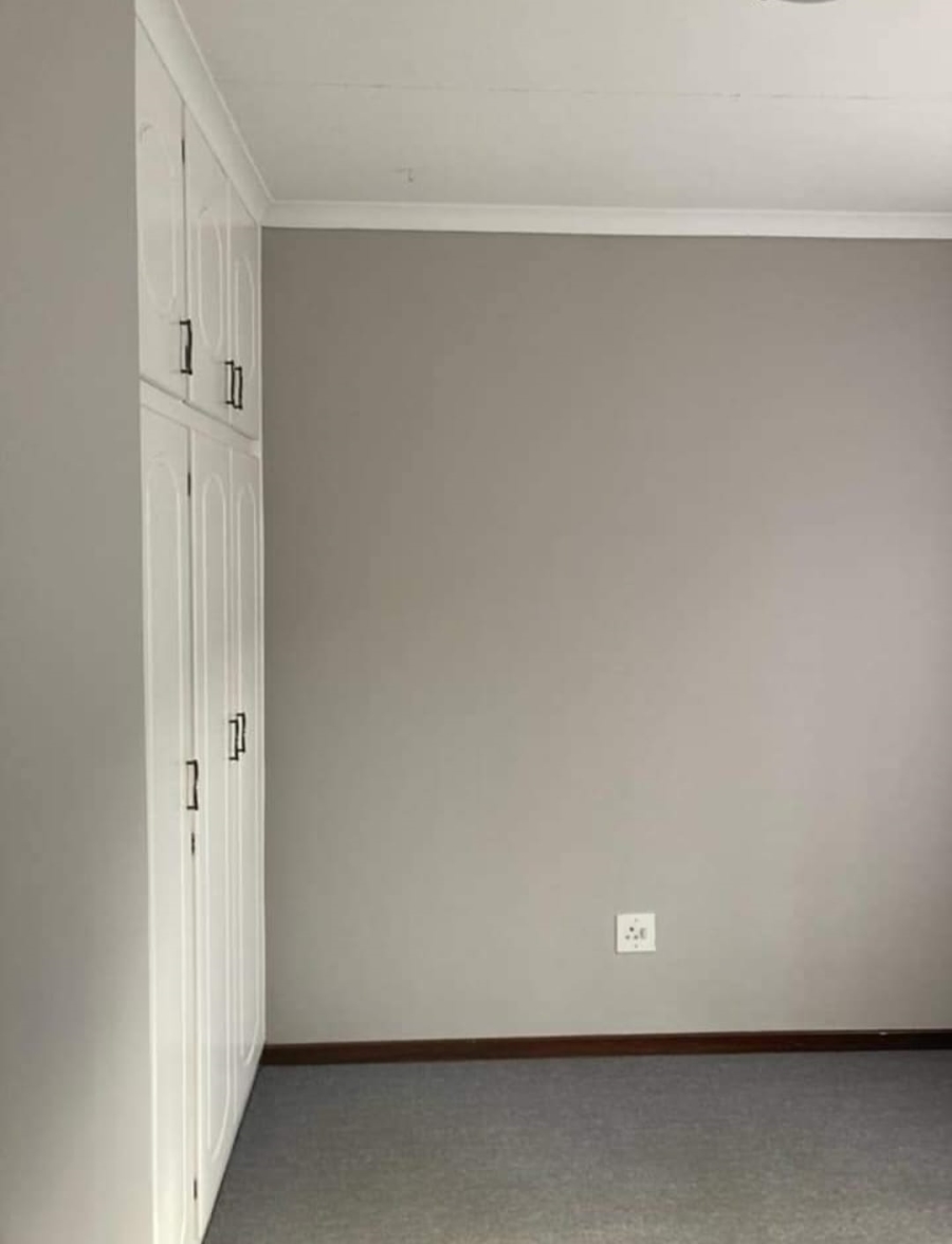 To Let 3 Bedroom Property for Rent in Prestbury KwaZulu-Natal