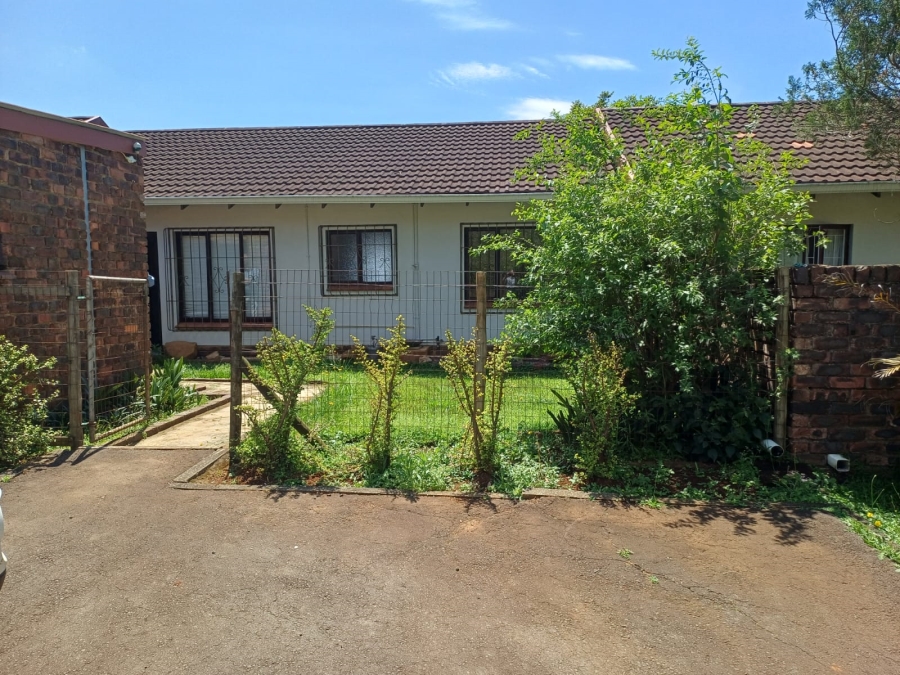 To Let 3 Bedroom Property for Rent in Prestbury KwaZulu-Natal