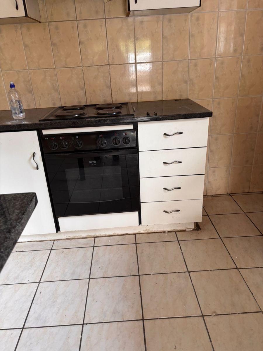 To Let 3 Bedroom Property for Rent in Kenville KwaZulu-Natal