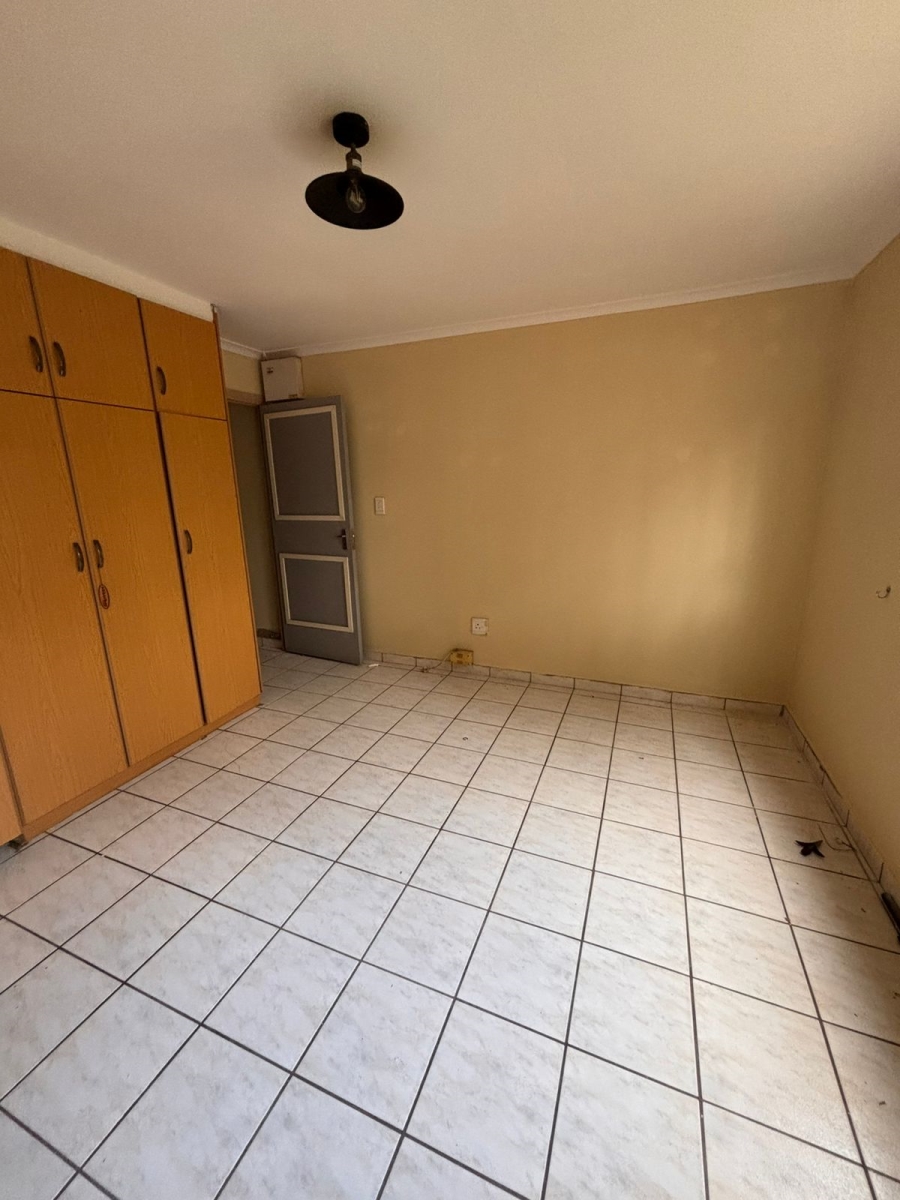 To Let 3 Bedroom Property for Rent in Kenville KwaZulu-Natal