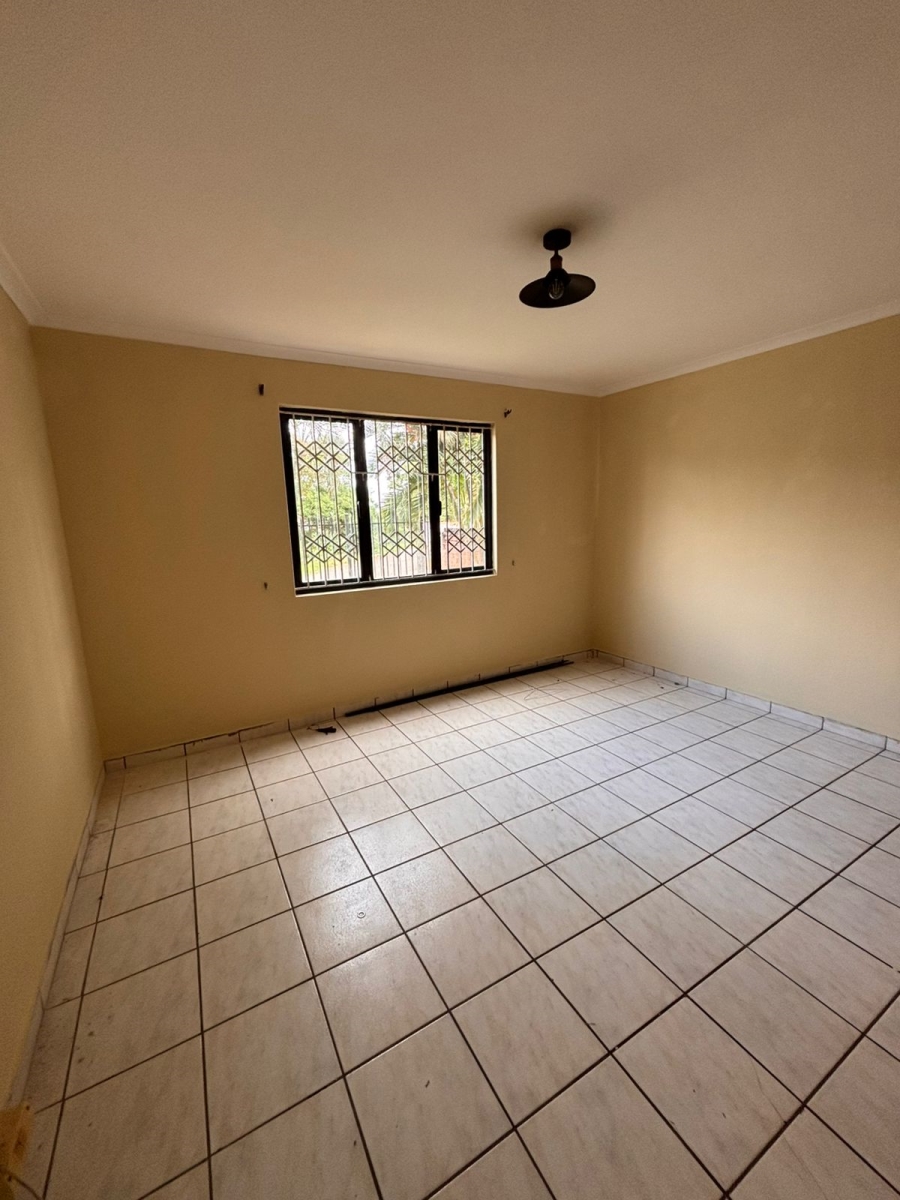 To Let 3 Bedroom Property for Rent in Kenville KwaZulu-Natal