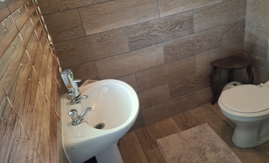 4 Bedroom Property for Sale in Amanzimtoti KwaZulu-Natal