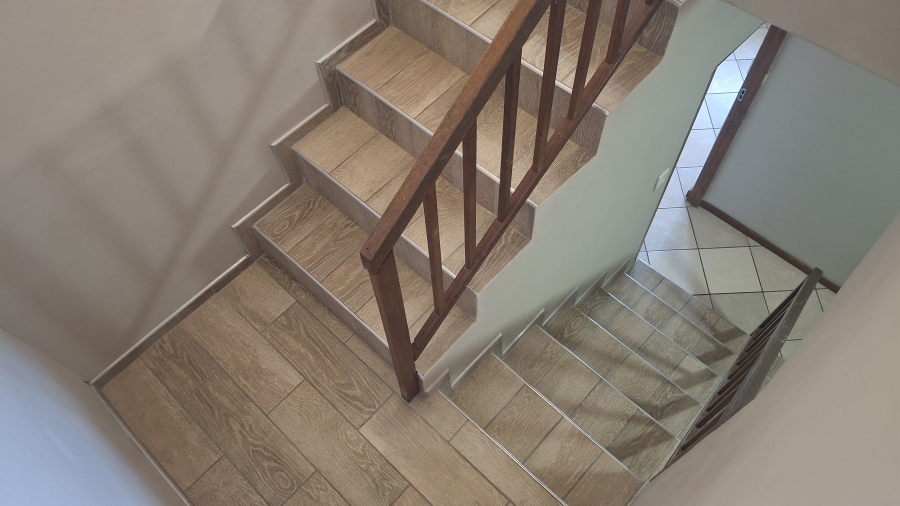 4 Bedroom Property for Sale in Amanzimtoti KwaZulu-Natal