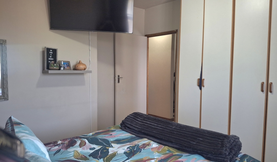 4 Bedroom Property for Sale in Amanzimtoti KwaZulu-Natal