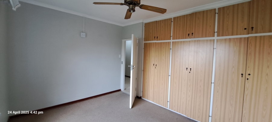 To Let 2 Bedroom Property for Rent in Hayfields KwaZulu-Natal