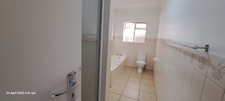 To Let 2 Bedroom Property for Rent in Hayfields KwaZulu-Natal