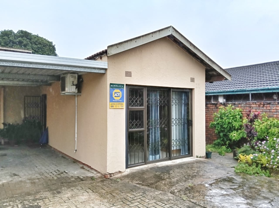 To Let 3 Bedroom Property for Rent in Veld En Vlei KwaZulu-Natal