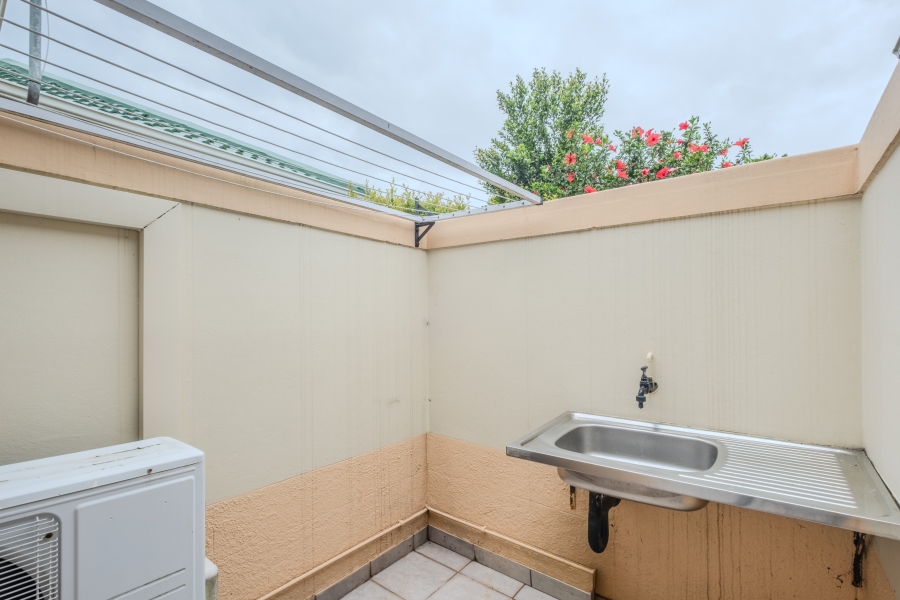 2 Bedroom Property for Sale in Somerset Park KwaZulu-Natal