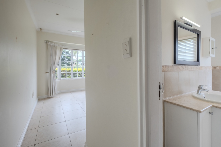 2 Bedroom Property for Sale in Somerset Park KwaZulu-Natal