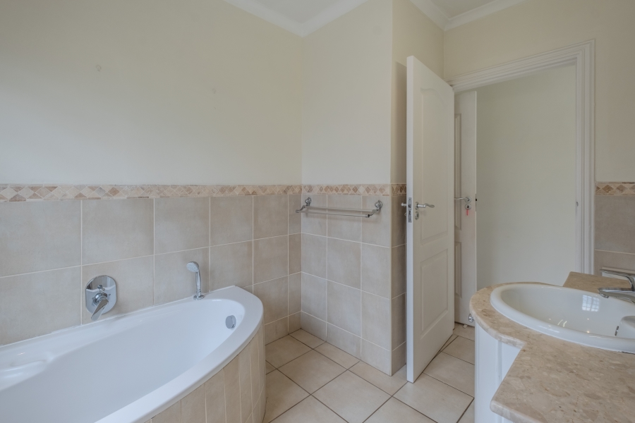 2 Bedroom Property for Sale in Somerset Park KwaZulu-Natal