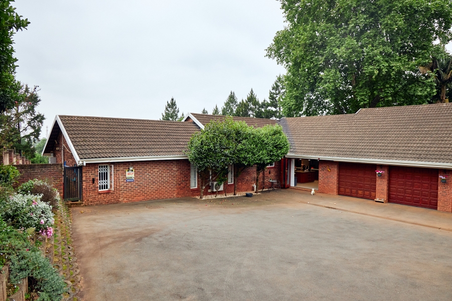 To Let 5 Bedroom Property for Rent in Hilton Central KwaZulu-Natal