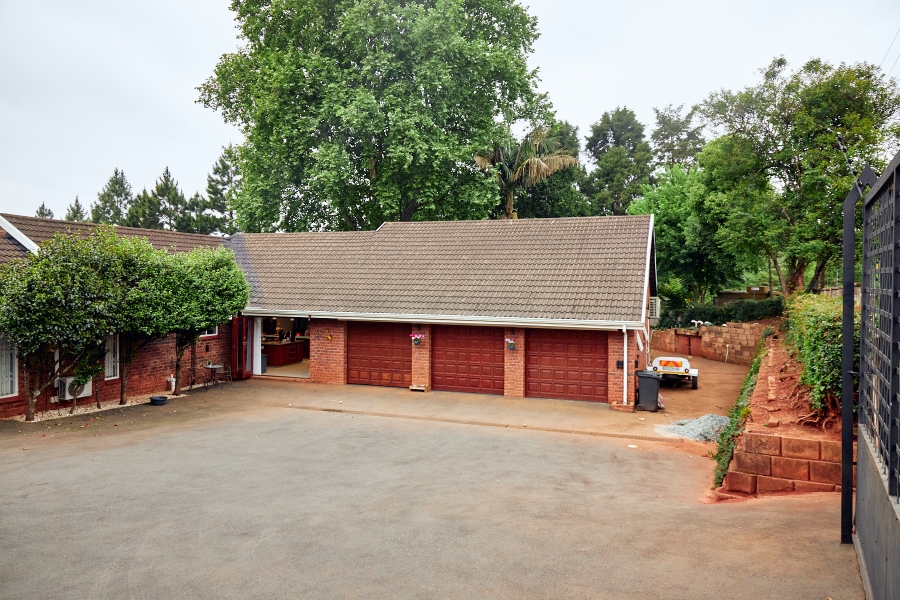 To Let 5 Bedroom Property for Rent in Hilton Central KwaZulu-Natal