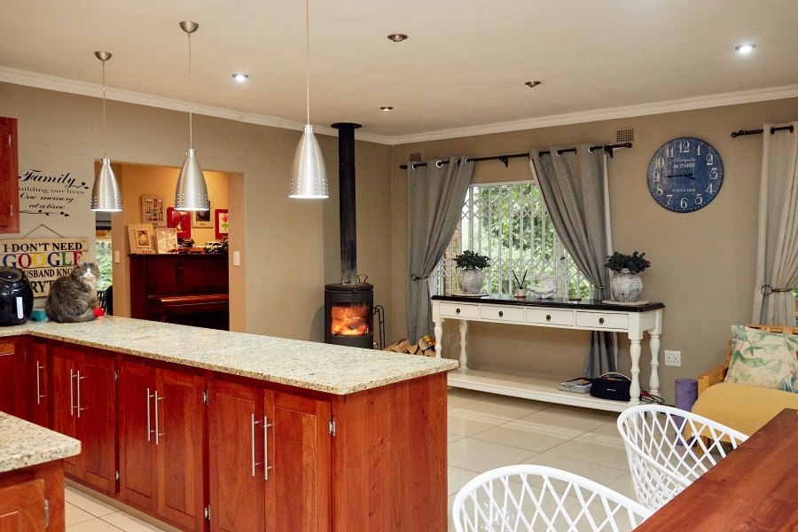 To Let 5 Bedroom Property for Rent in Hilton Central KwaZulu-Natal