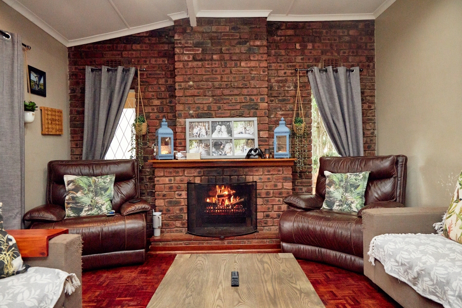 To Let 5 Bedroom Property for Rent in Hilton Central KwaZulu-Natal