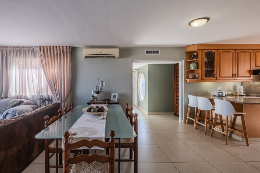 4 Bedroom Property for Sale in Umhlanga KwaZulu-Natal